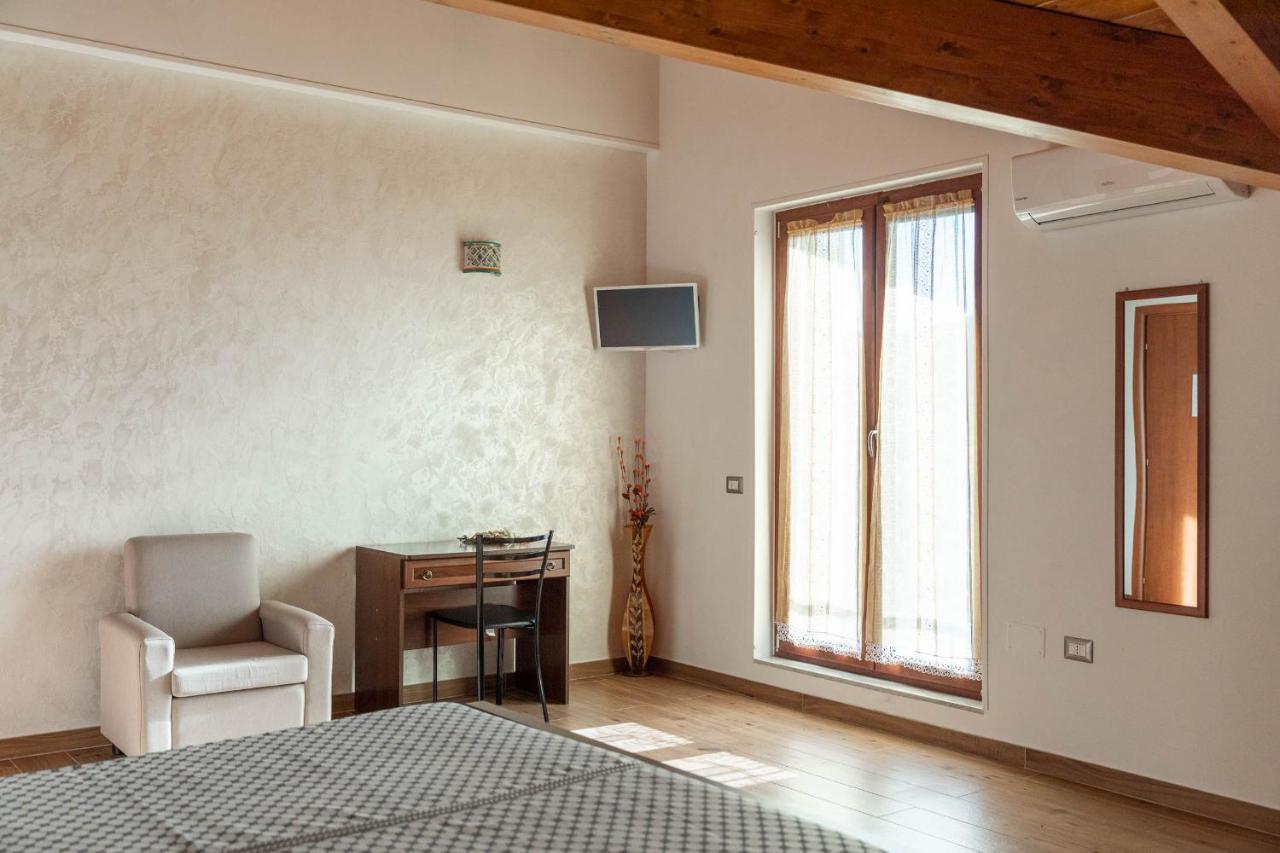 Albanella B&B La Mortella מראה חיצוני תמונה